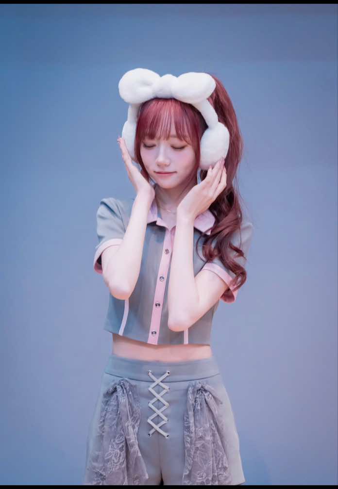 @𝒞𝘭𝘢𝘳𝘢 ❤︎`𝘴 𝒮𝘩𝘪𝘰𝘯