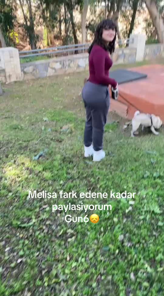 @melisafarkedenekadar✌🏿