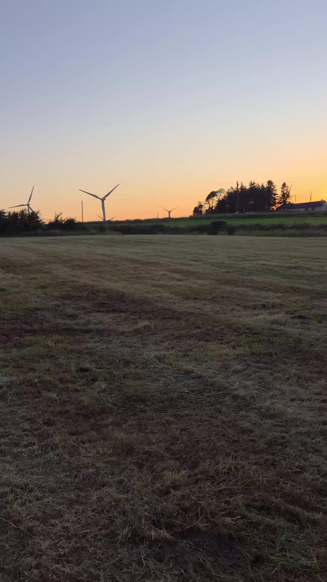 @𝘼𝘿𝘼𝙈 𝙈𝘼𝙍𝙏𝙄𝙉