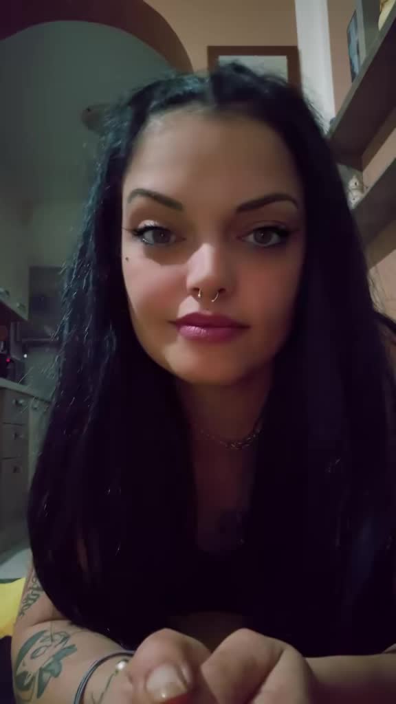 @Valentina
