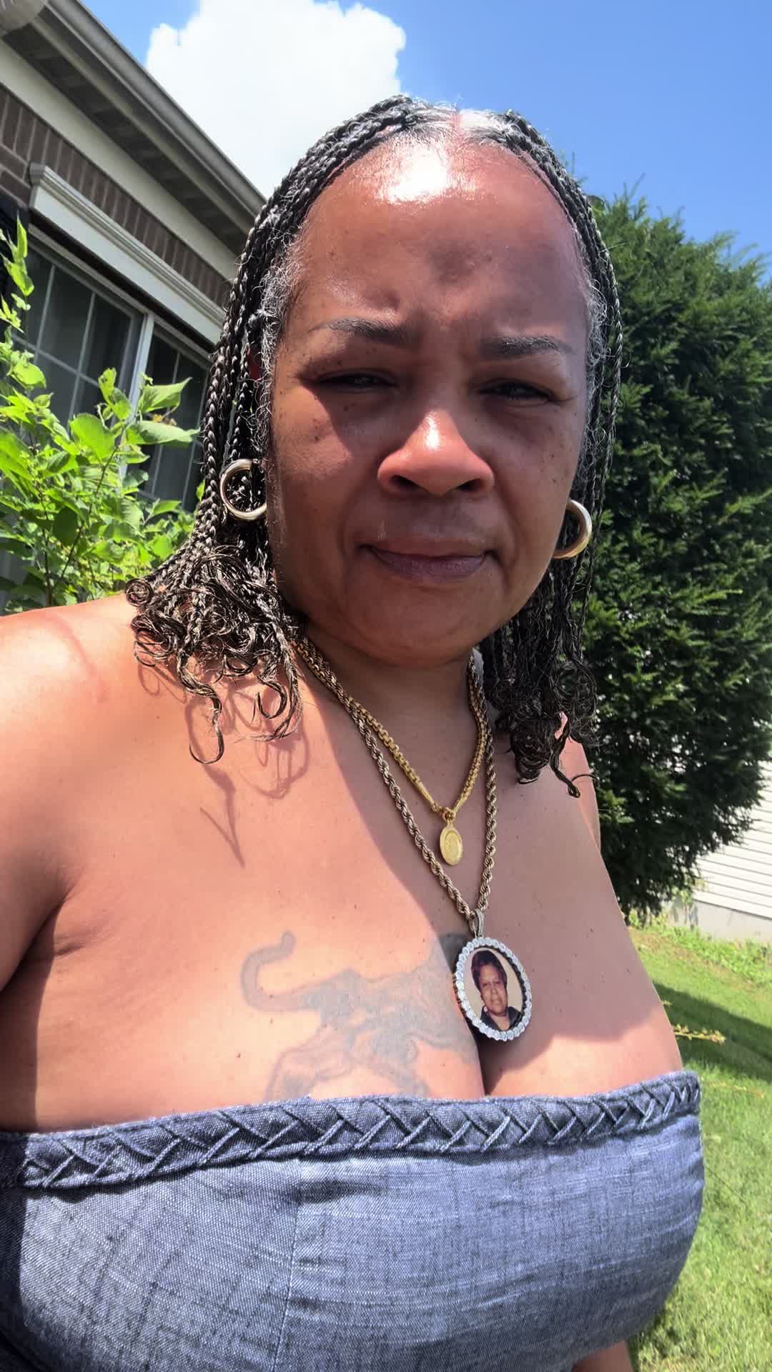 @KellzITlife