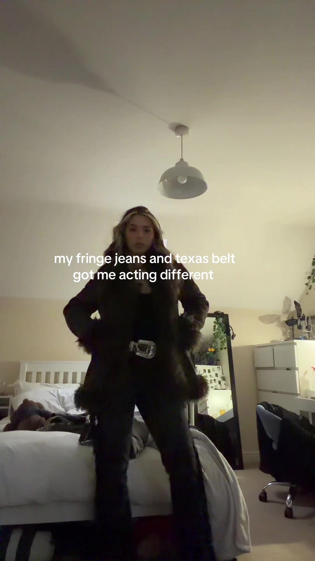 @chloe