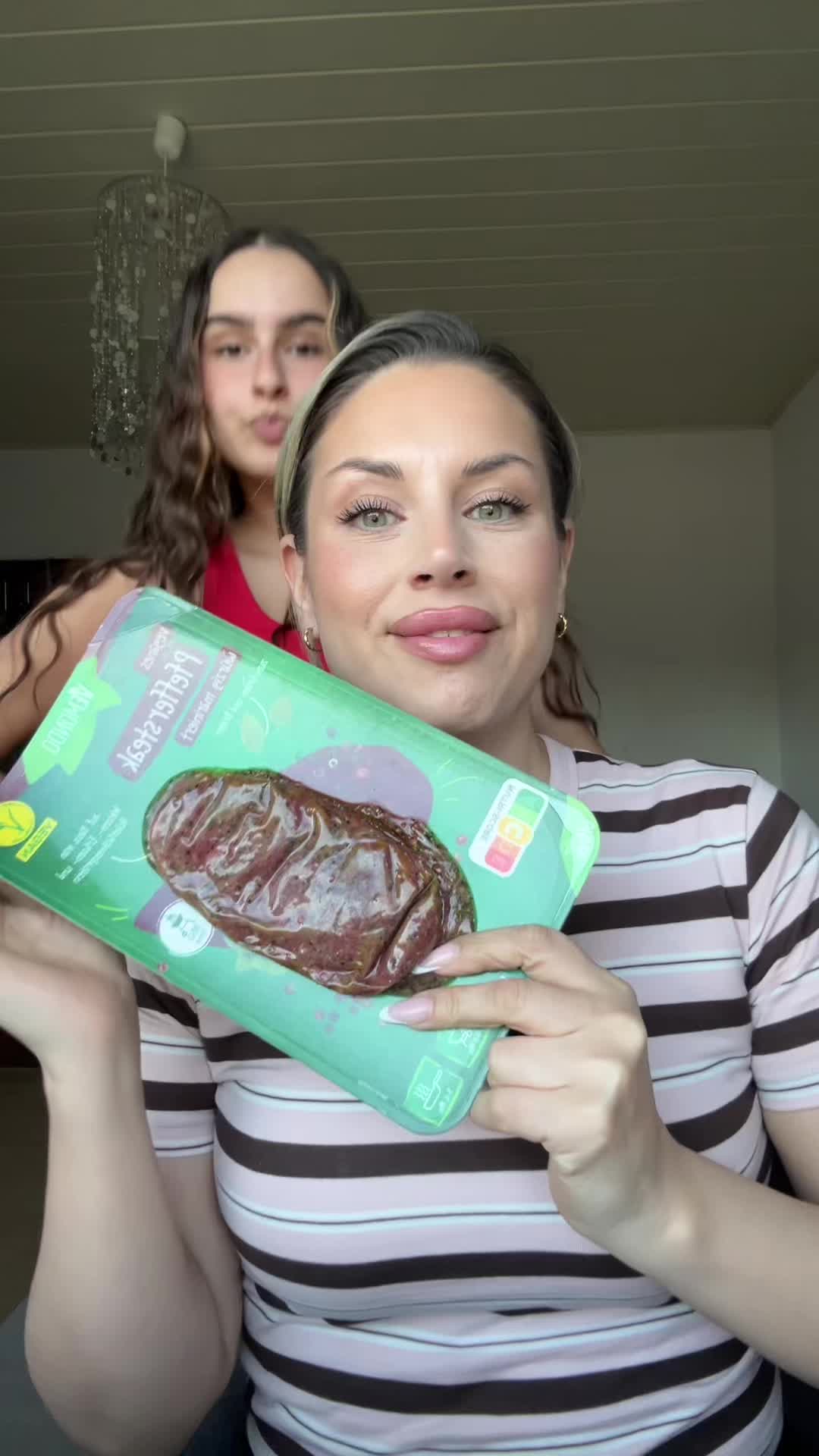 @𝐘𝐀𝐏𝐈 🍀