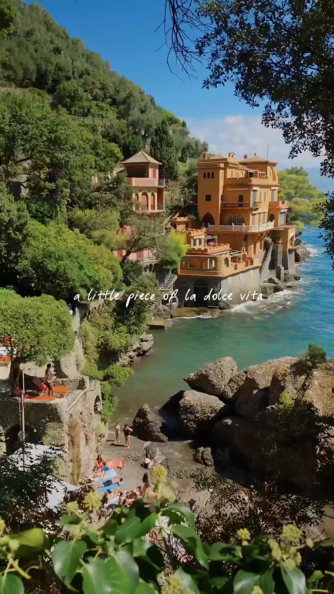 @Alicia ✨ Travel Blogger