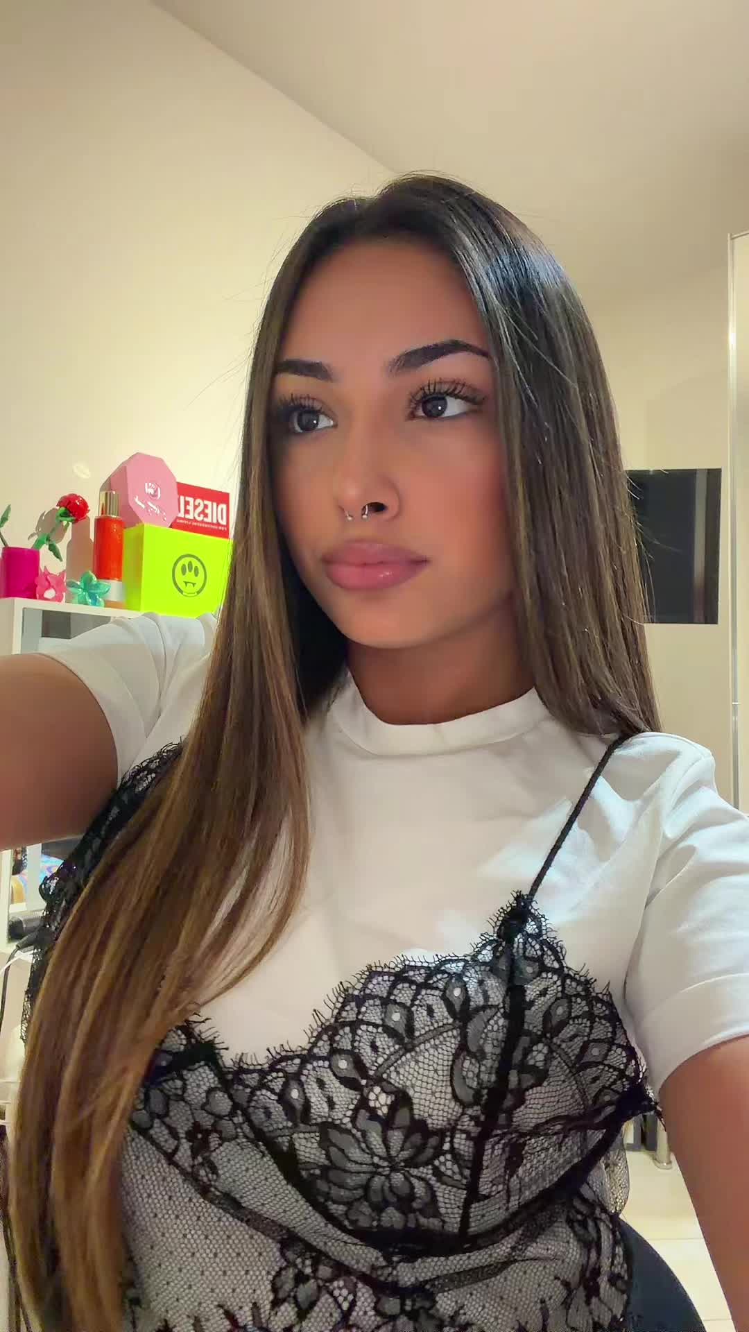 @A L E S S I A🦋