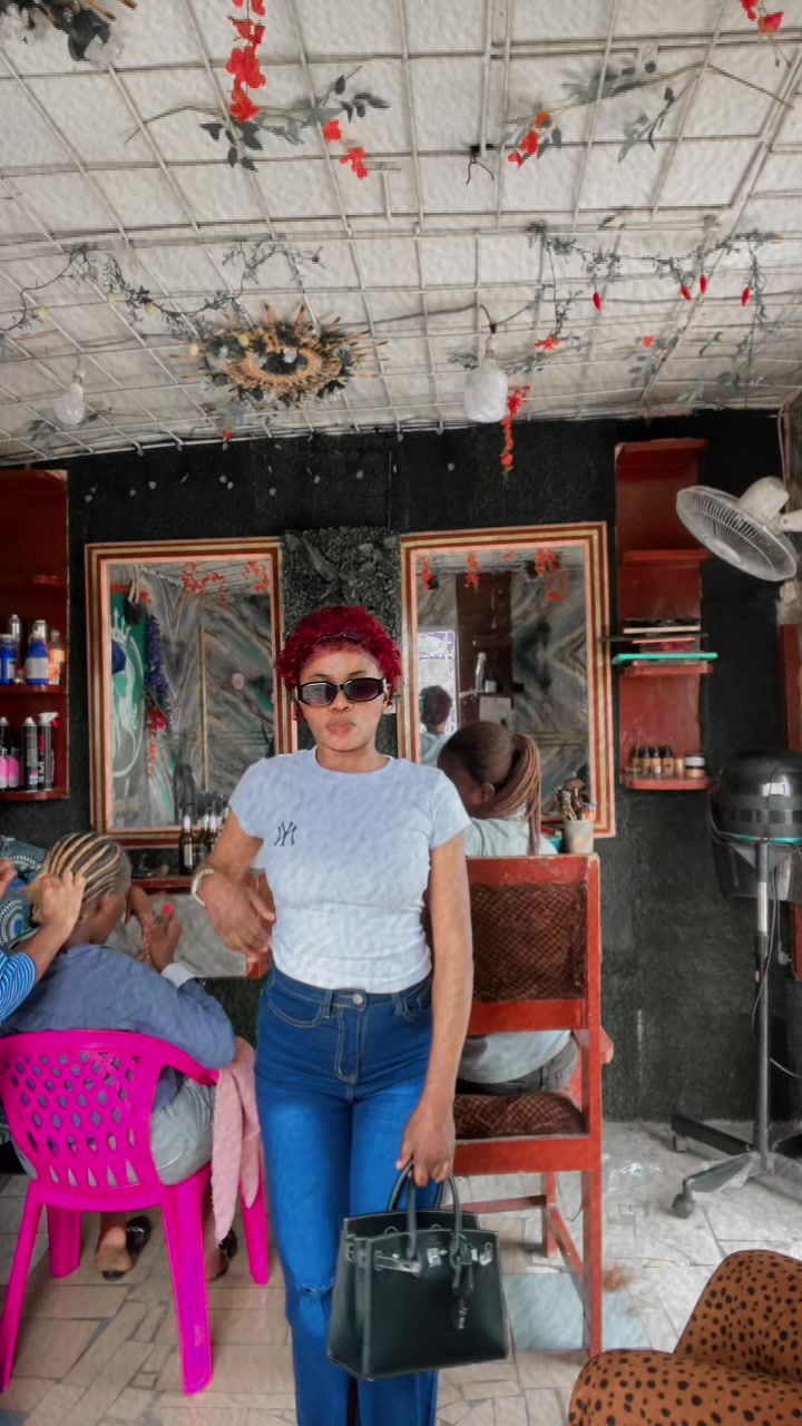 @Ruth okemi la star💋💝❤️
