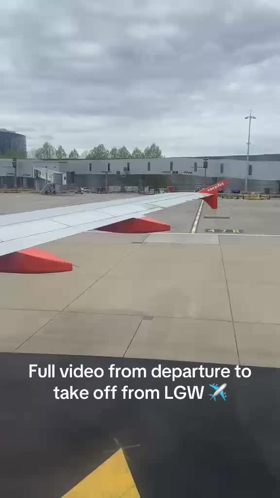 @✈️Aviation Girlie✈️