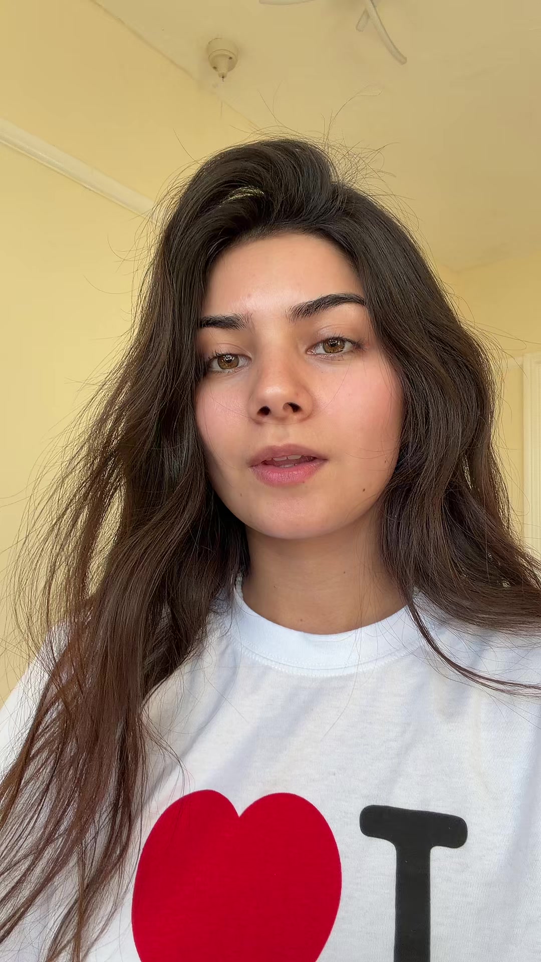 @Valentina Elena