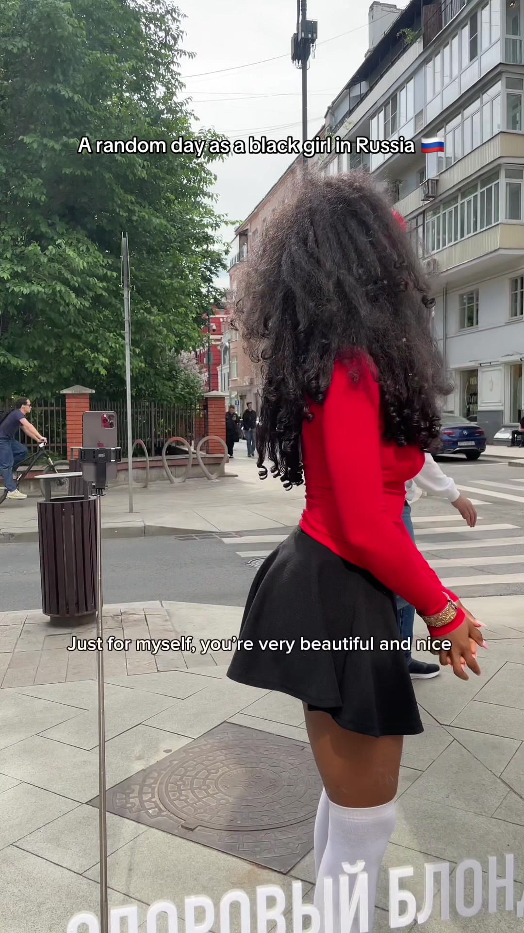 @It’s Julie🇨🇲🇷🇺