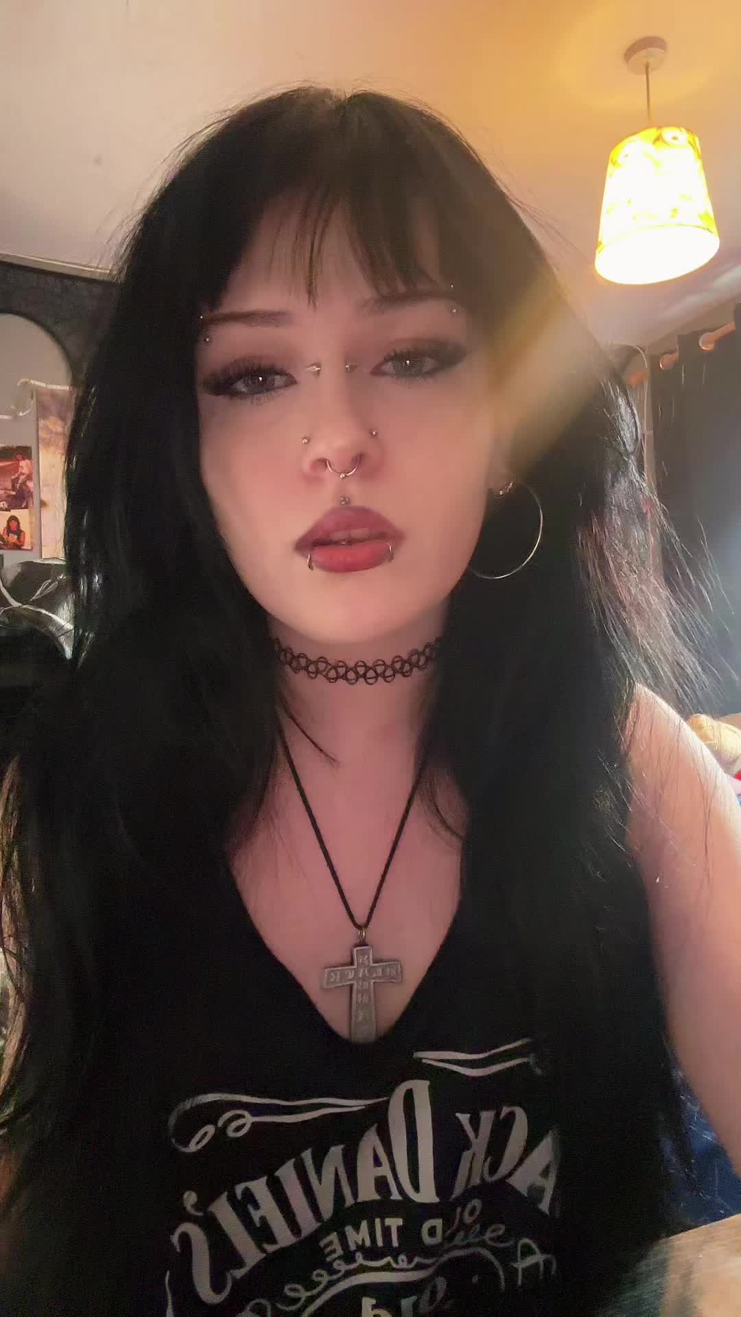 @mia 🐇