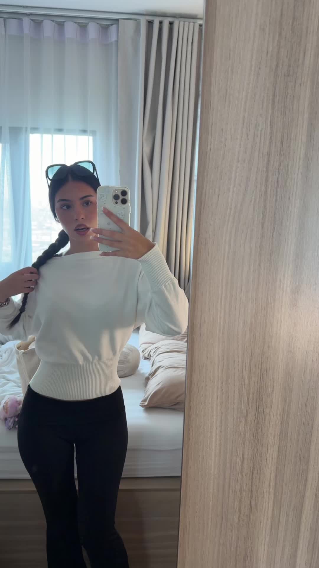 @𝐋𝐢𝐯𝐢𝐚 (ลิเวีย) 𝐇.