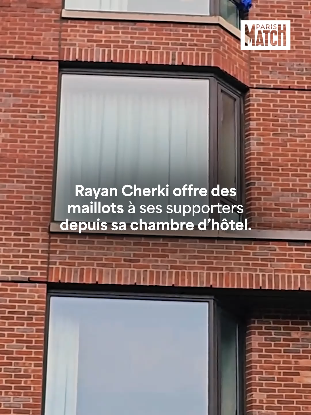 @Paris Match