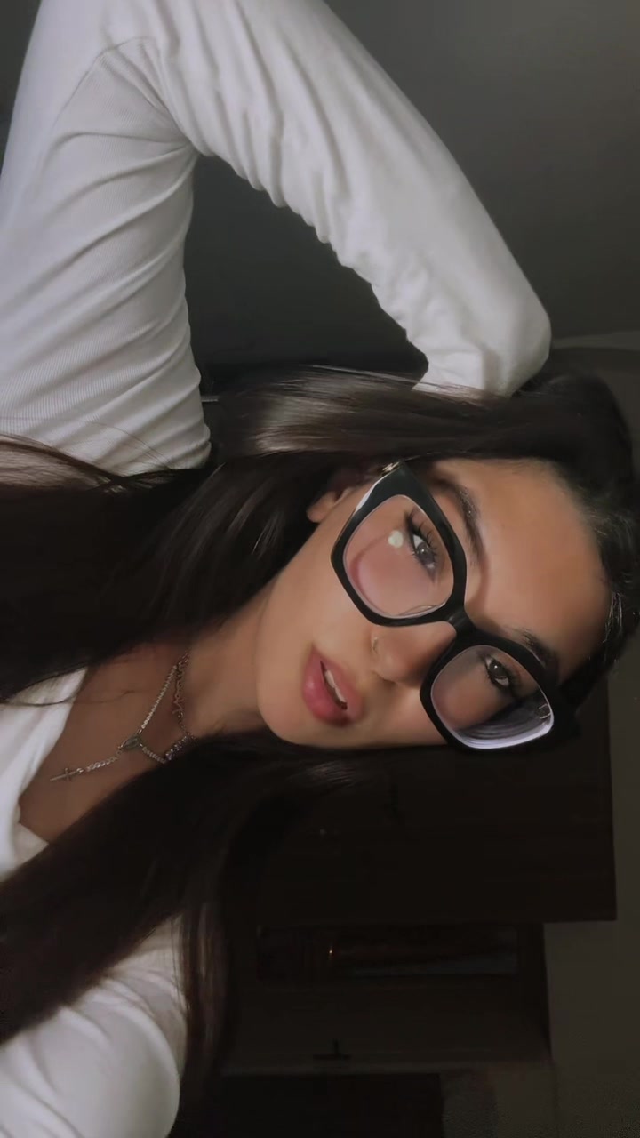 @𝒩💜