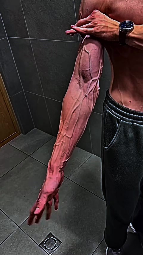 @Sharpnesss_