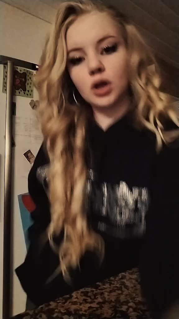 @Isabella