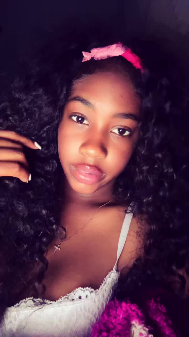 @itzmooski
