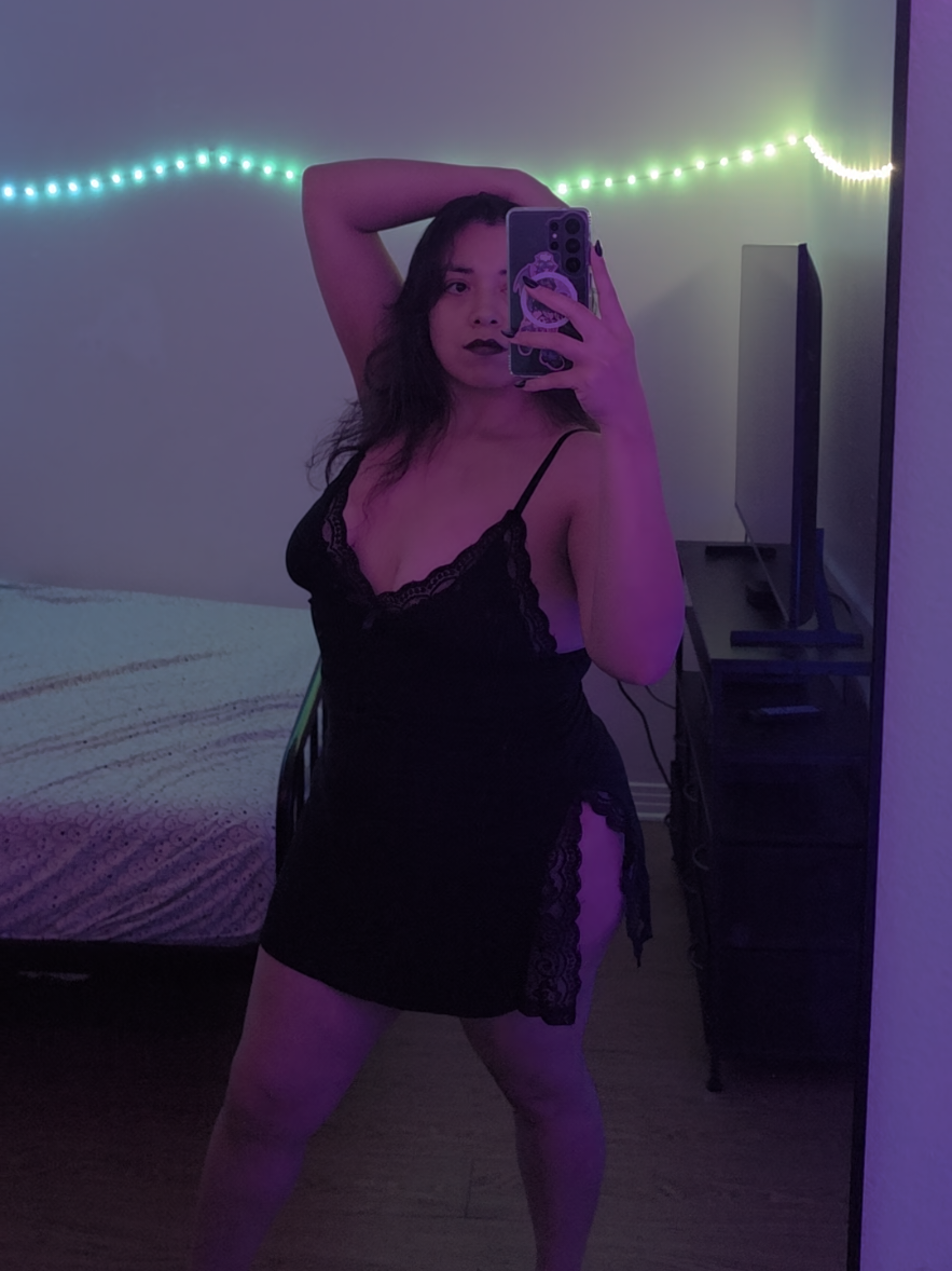 @Cherry_Bomb🍒