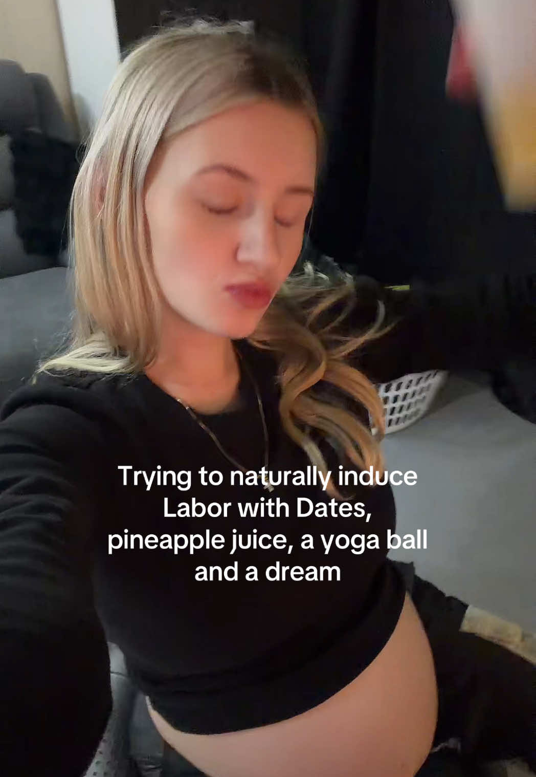 @Holly 🖤