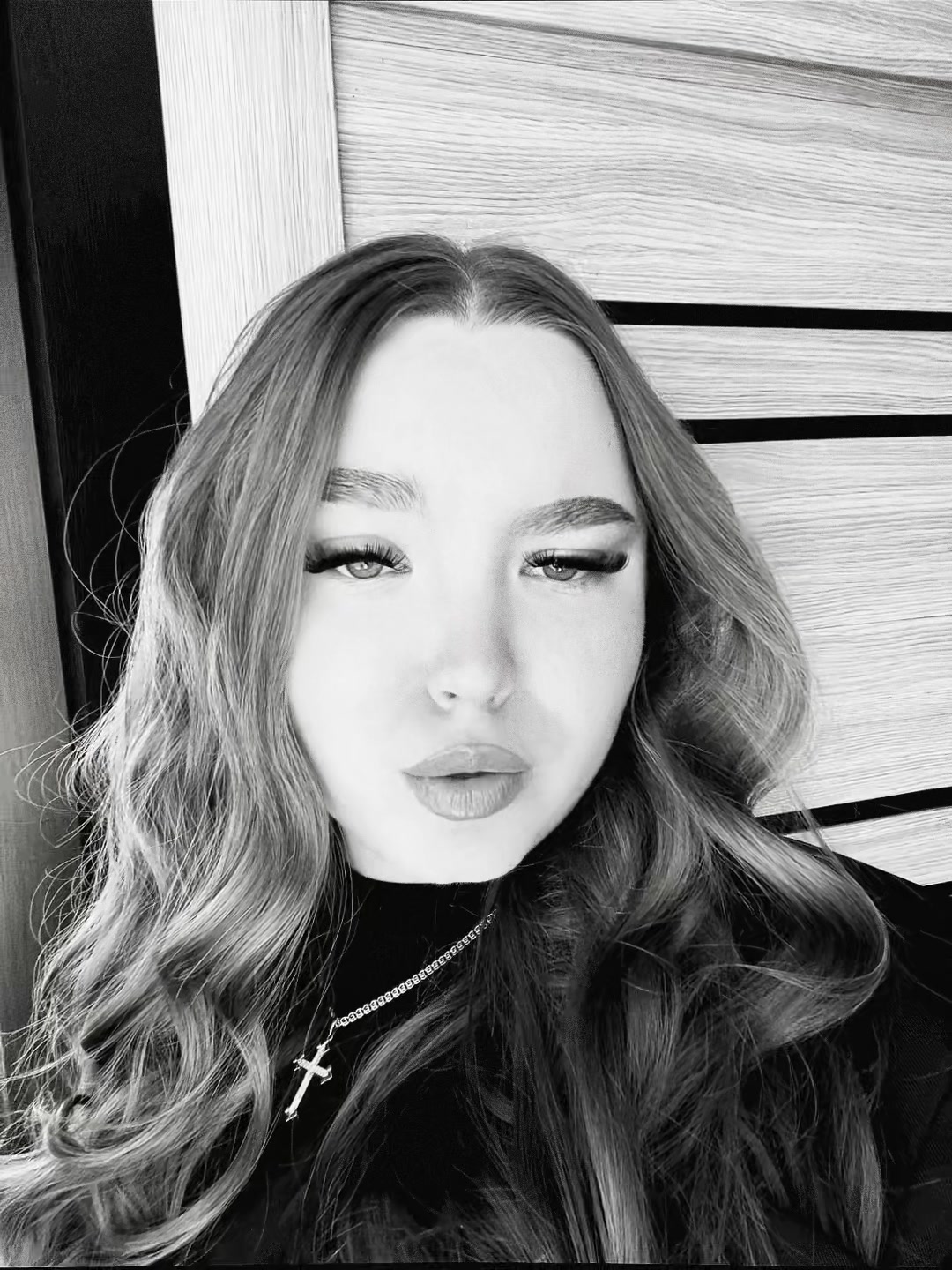 @viks_lips