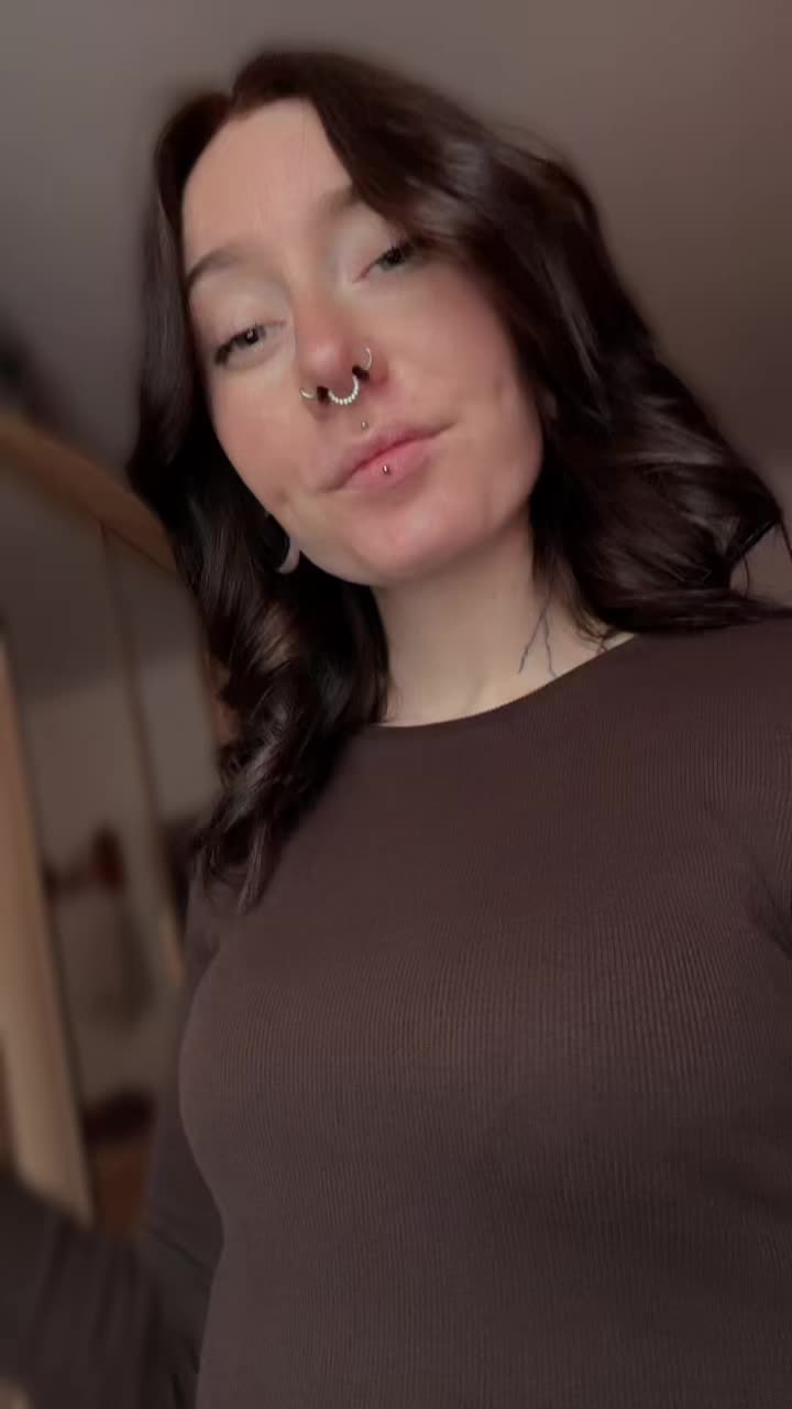 @𝒥𝑜𝓈𝒾🇩🇪
