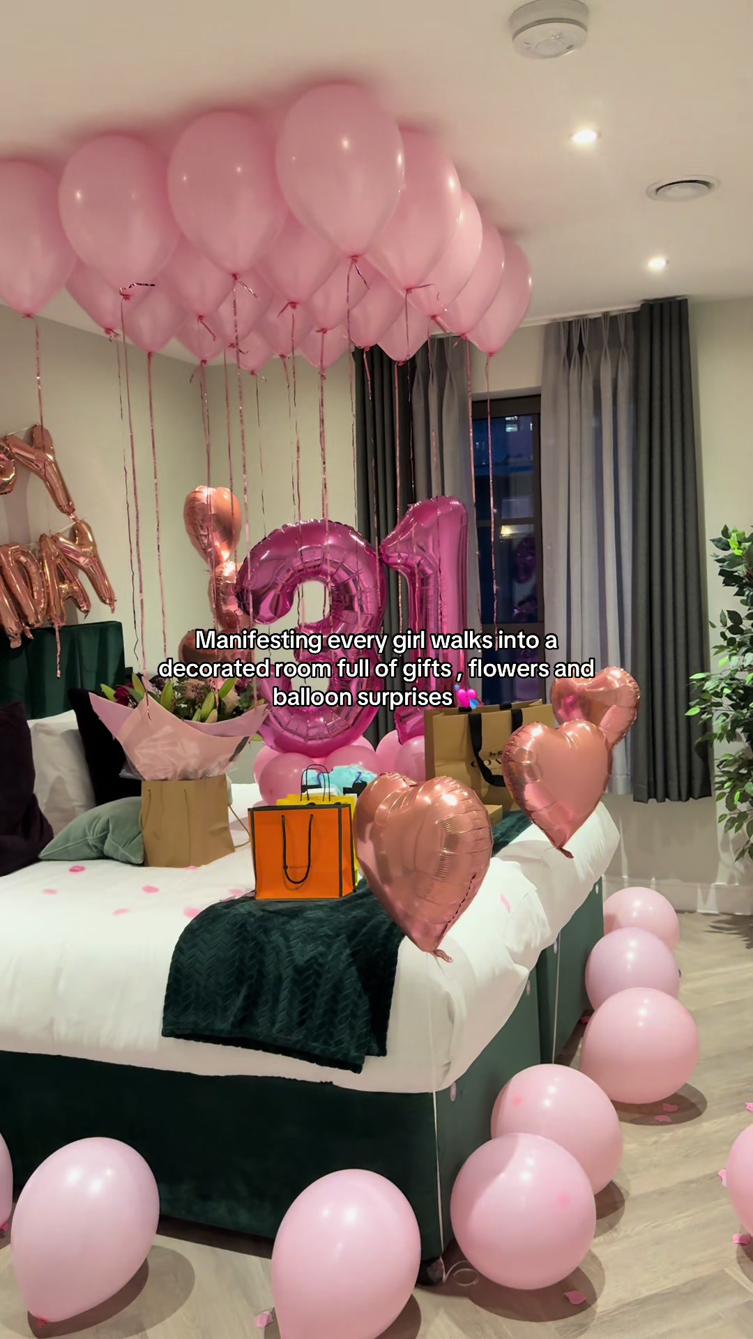 @littleballoonscompany ♛