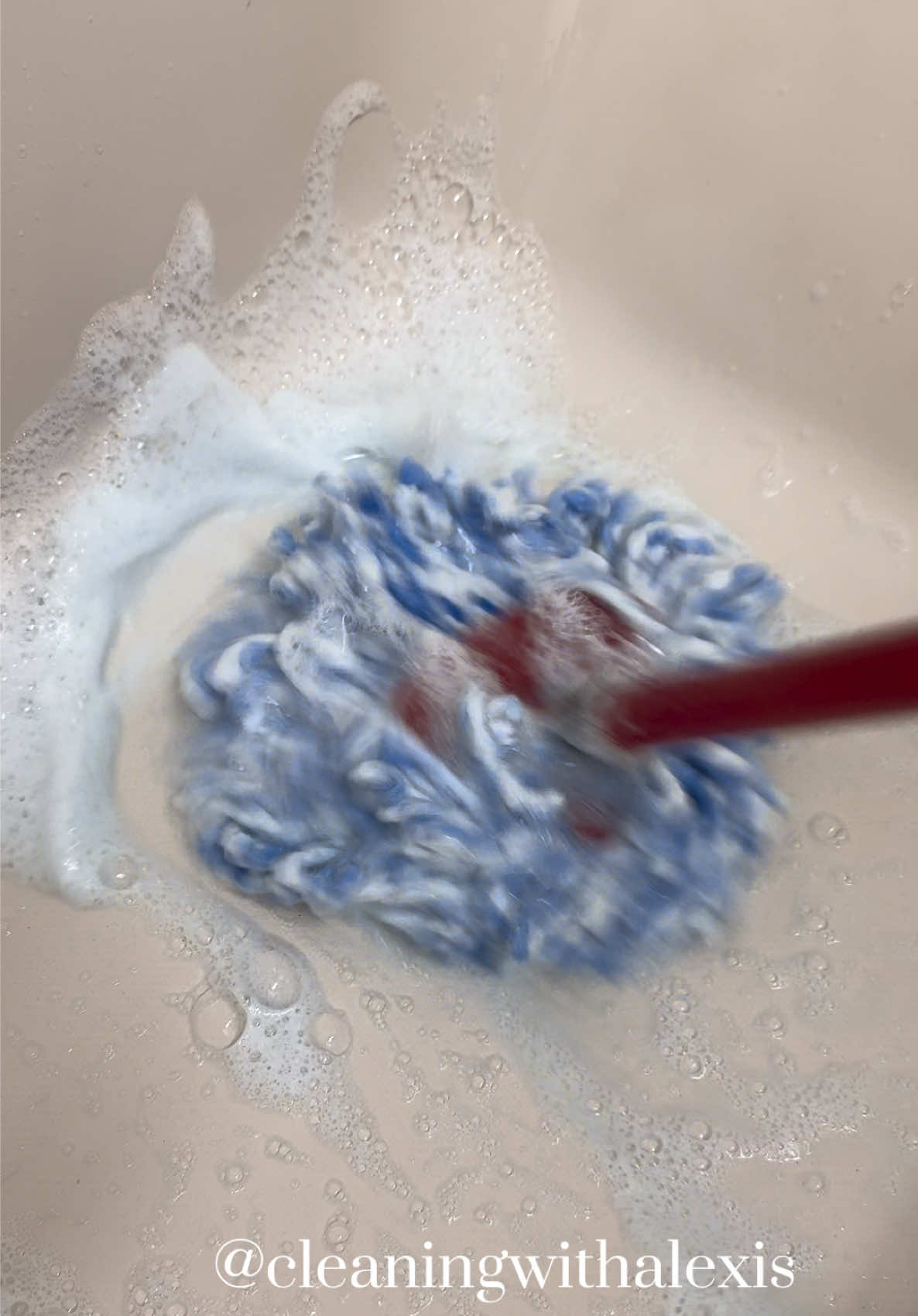 @AlexisCleanASMR