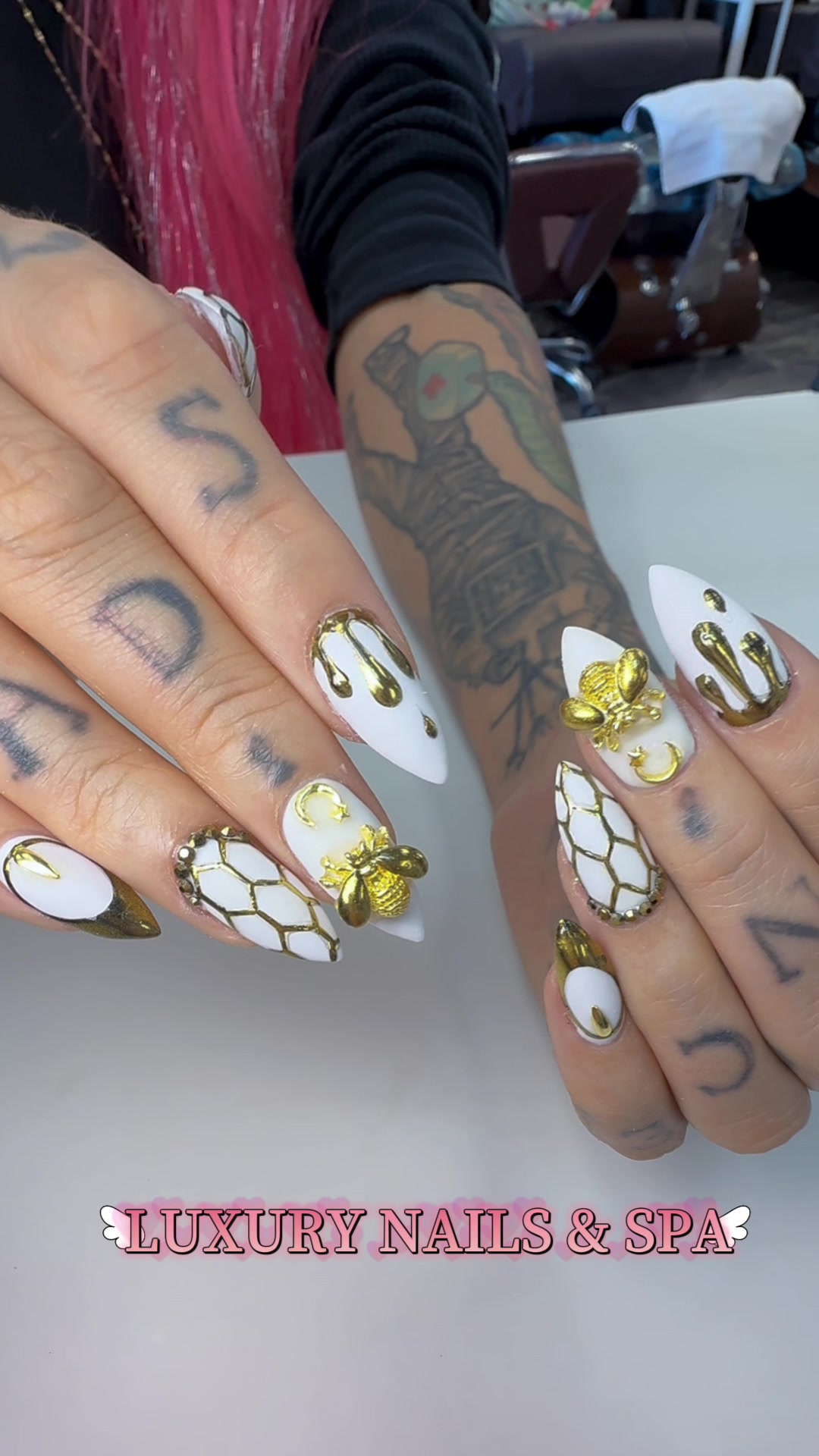 @Luxury Nails & Spa YYC