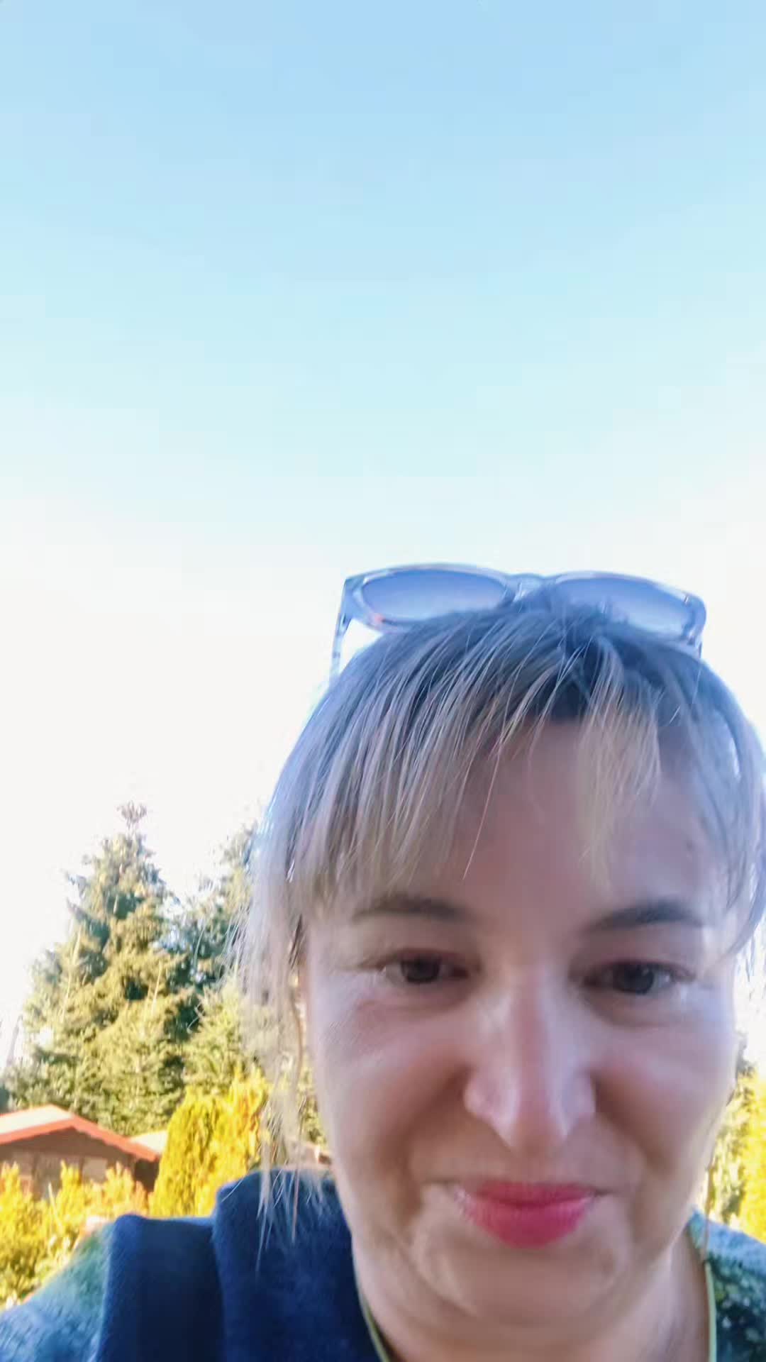 @Dorina Nina598