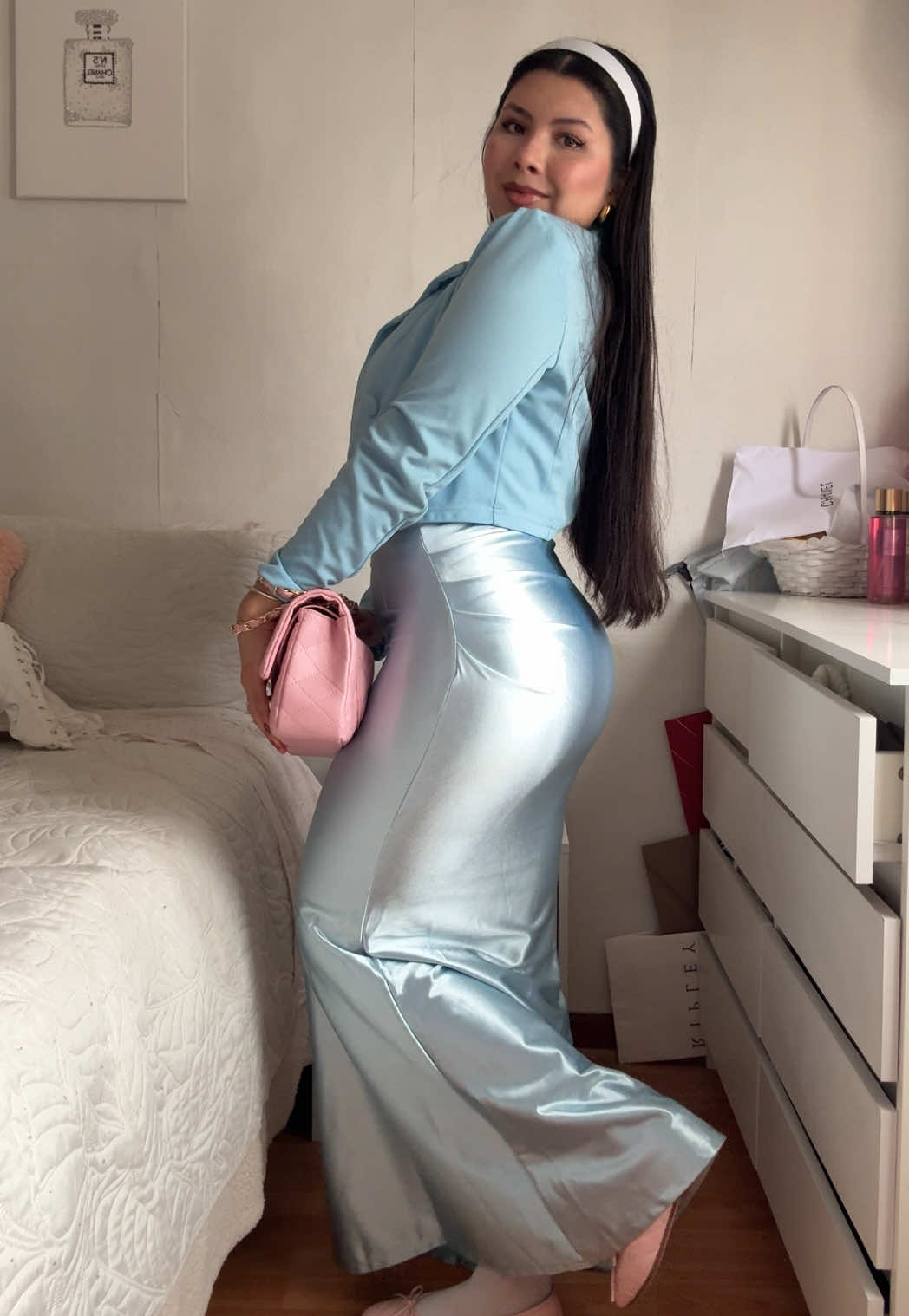 @Niki🪞🎀🥂🦢