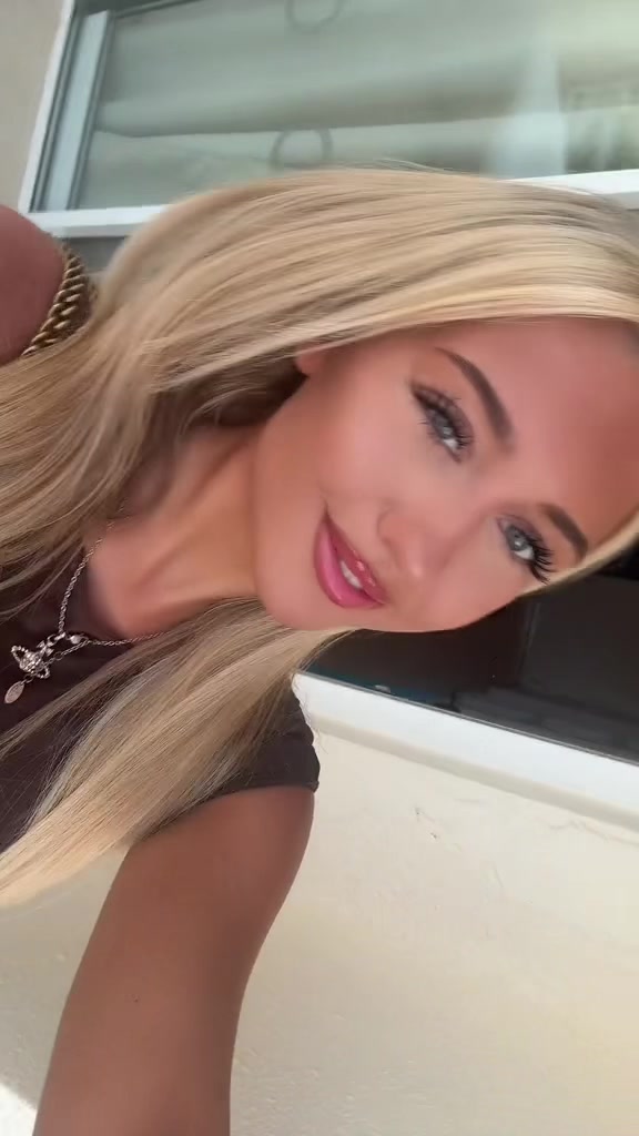 @mia-rae🍒