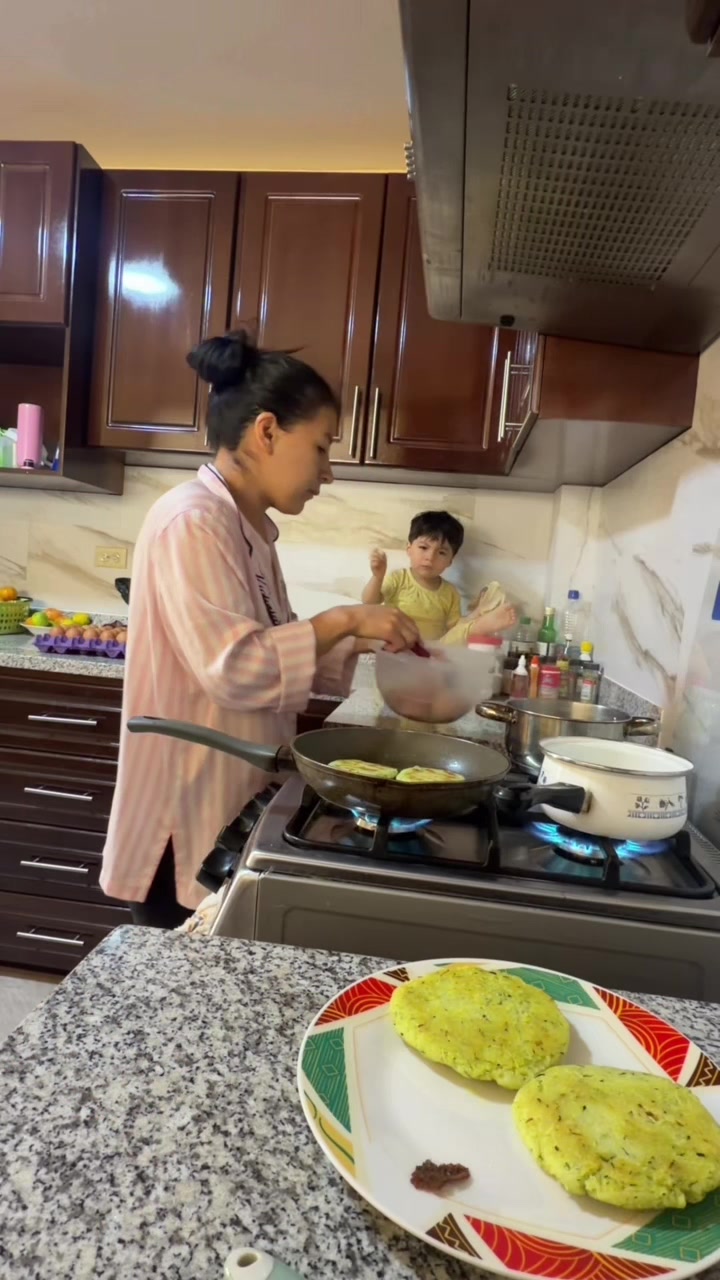 @Eliana.cy