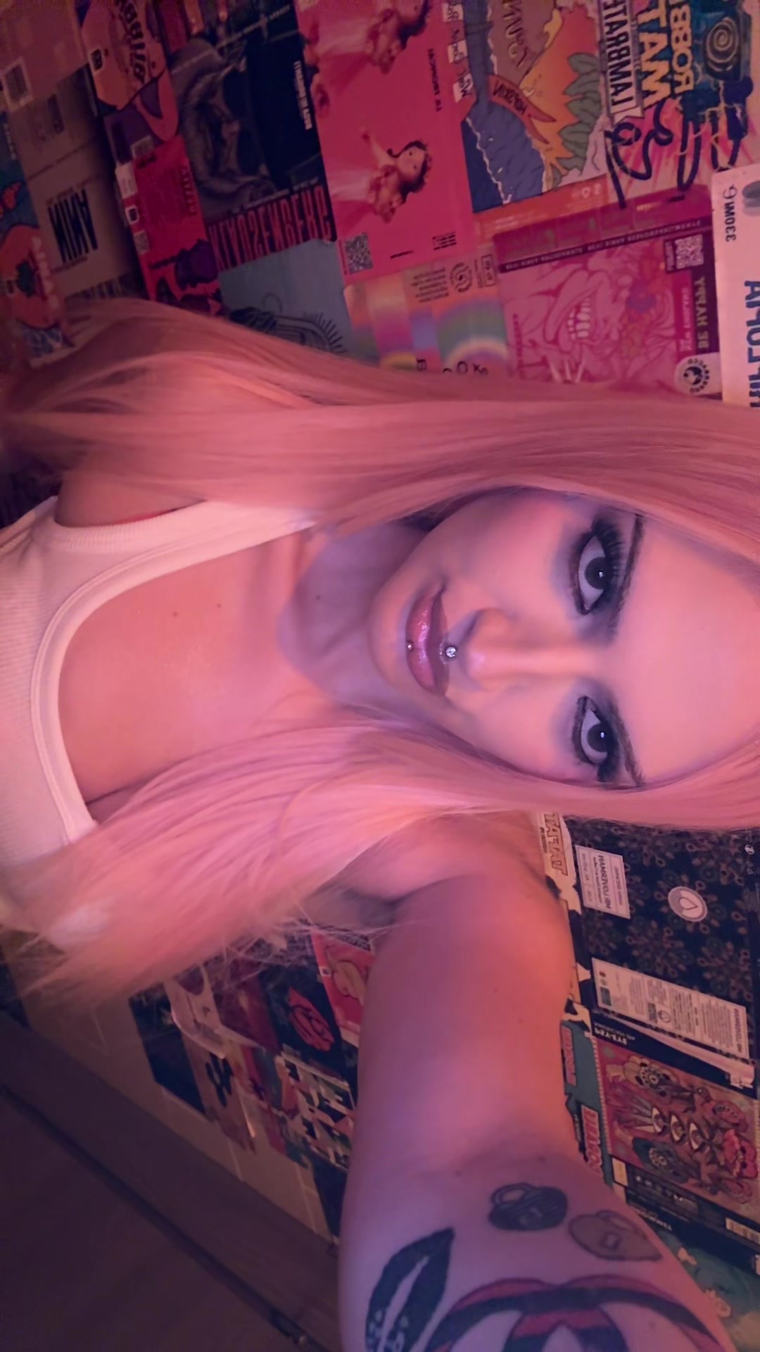 @elionathequeen_