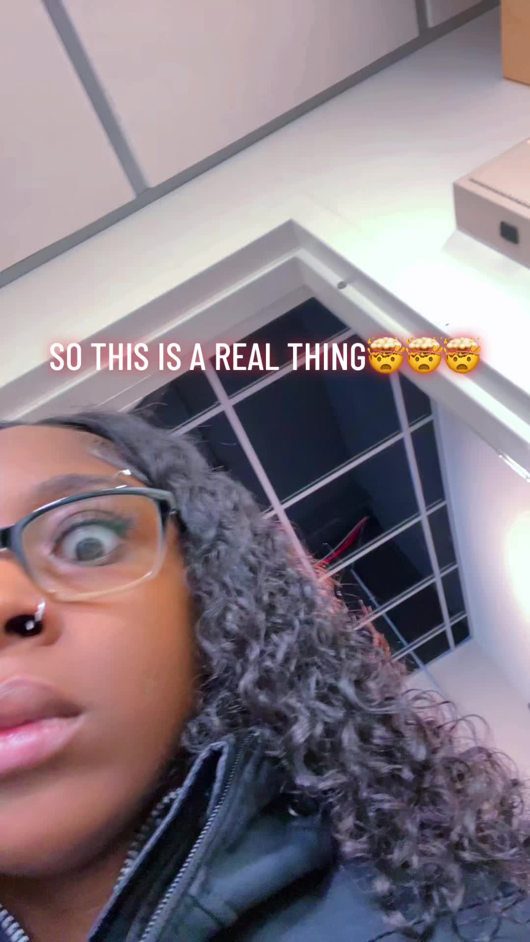 @BROK3NDOLL