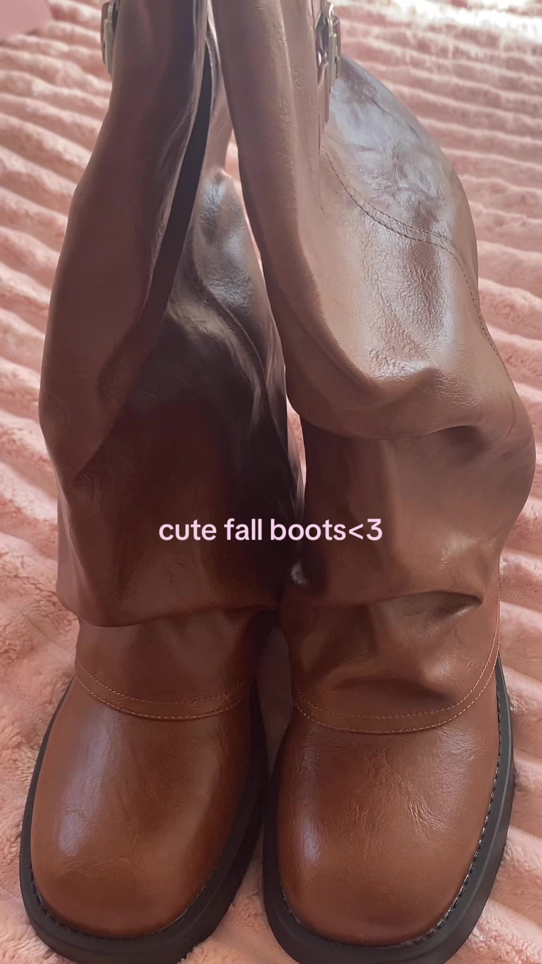 @𝓮𝓭𝓲𝓽𝓱 ୨୧