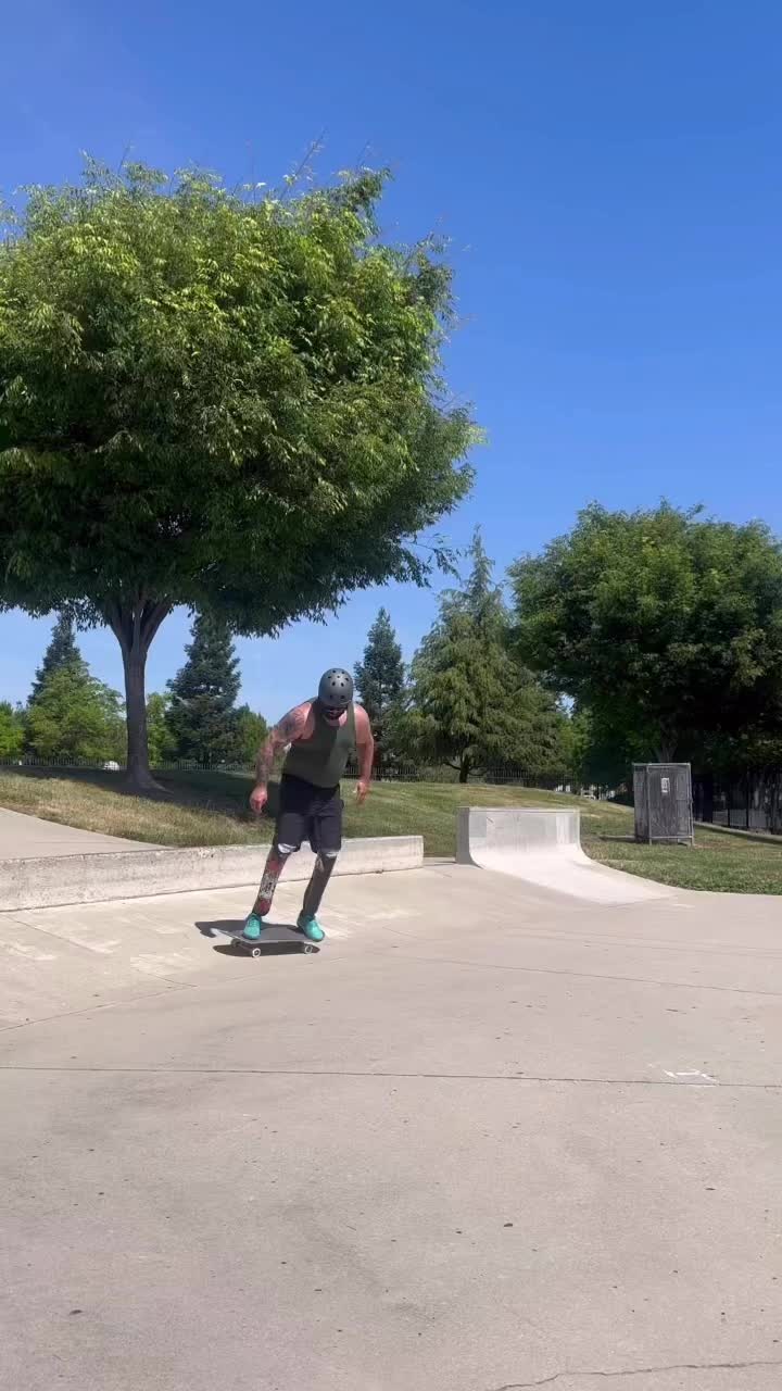 @MrFootloose