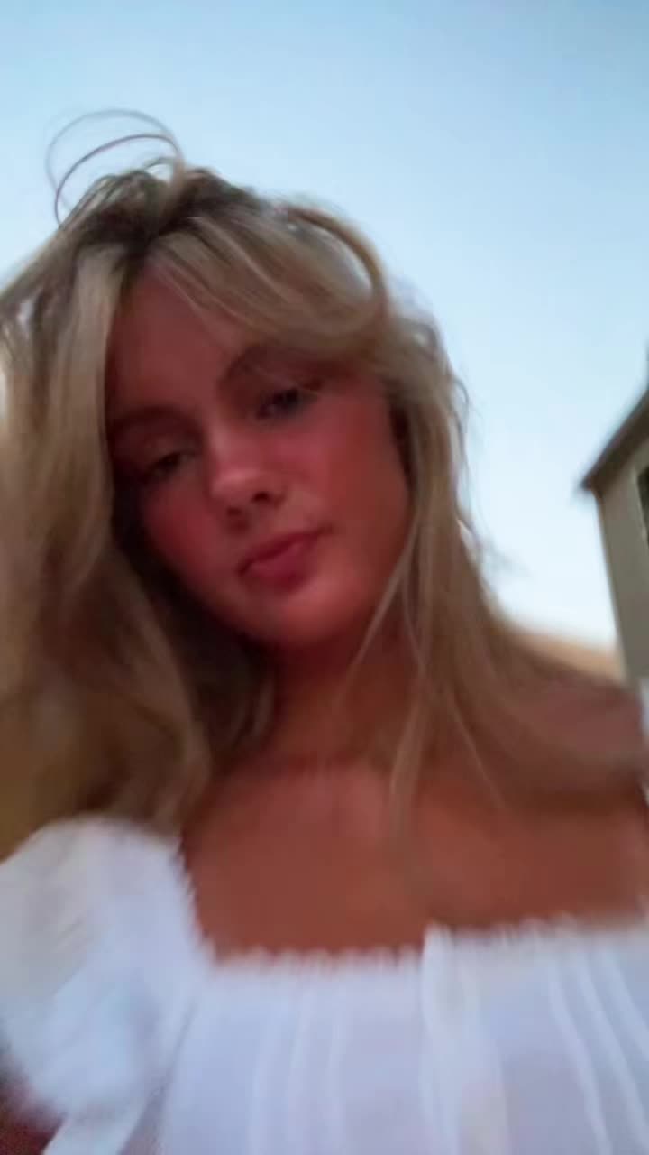 @🦄