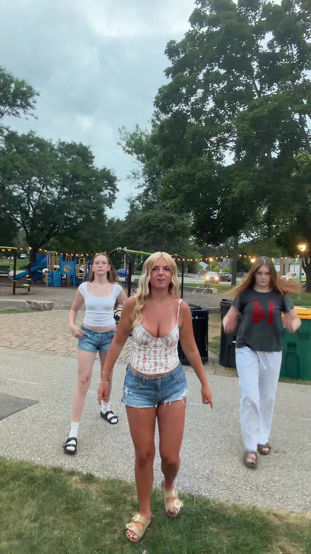 @mariahsbackup07