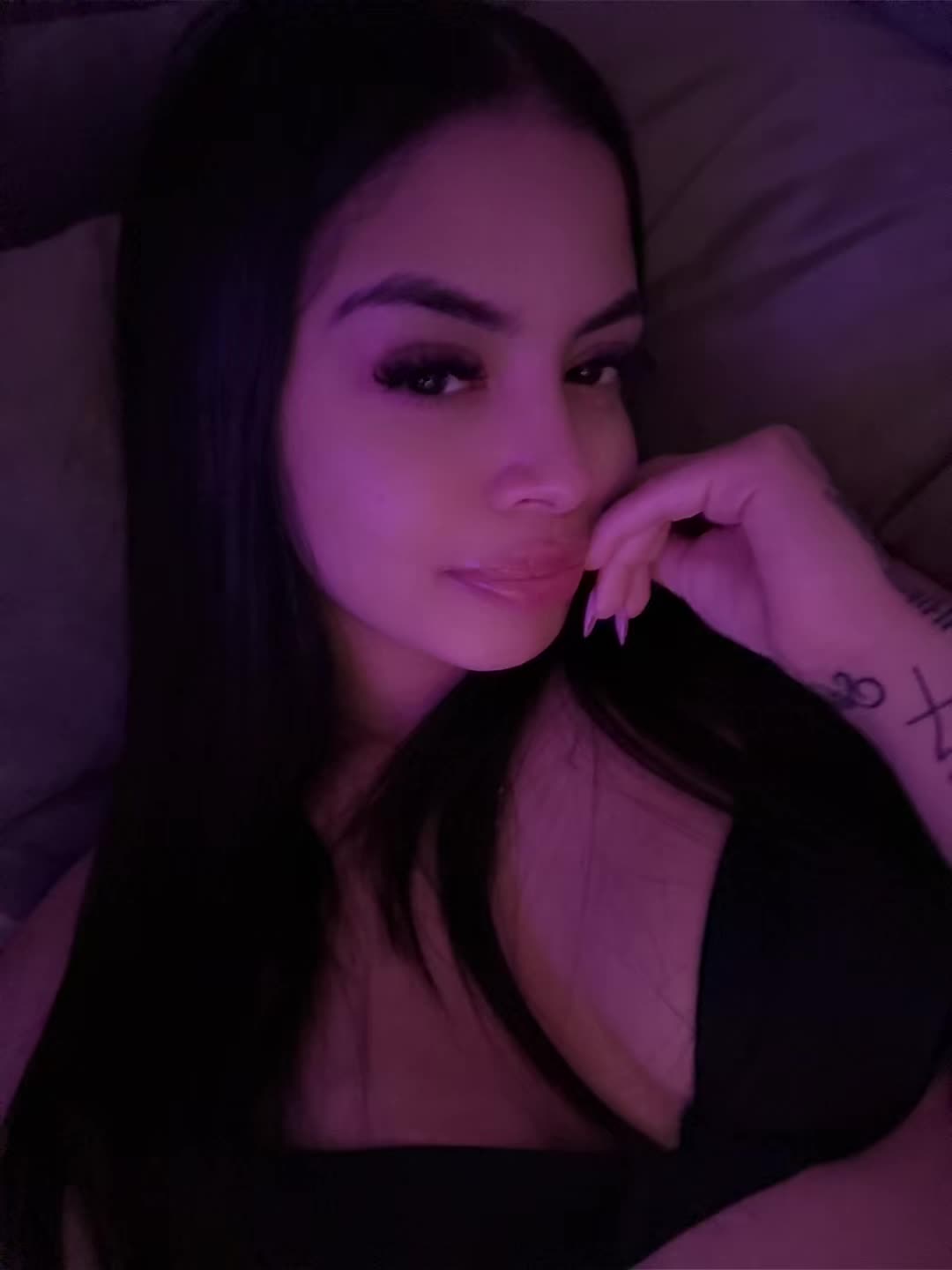 @alexandraamariev