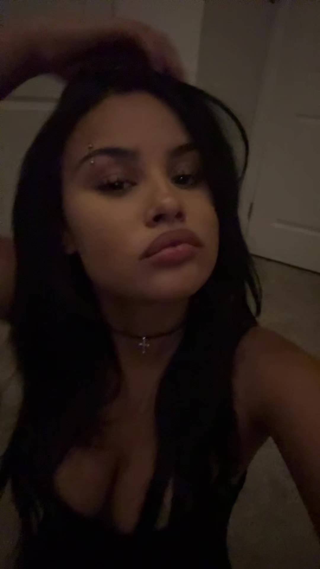 @Nj