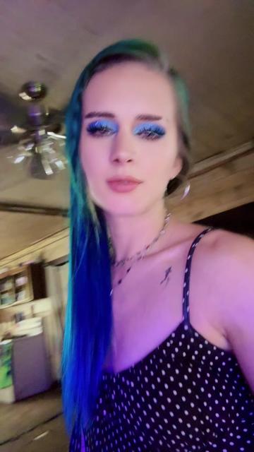 @Ťĩfffäñÿÿÿ! 🖤