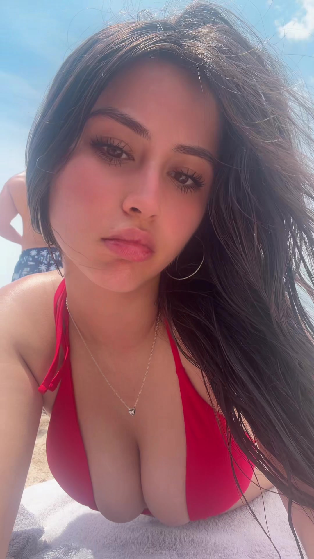 @isabella