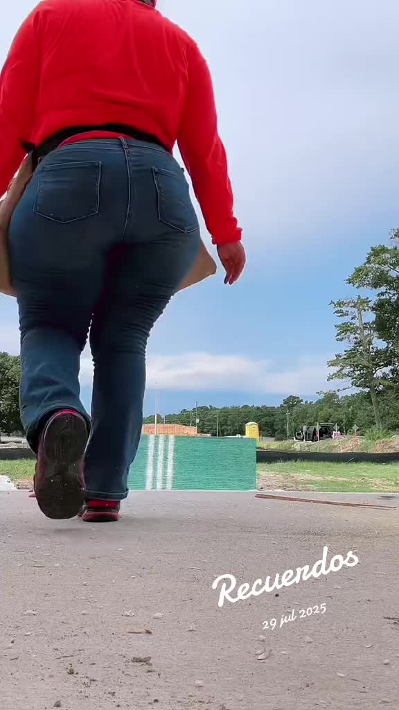@ClaudiaDiaz74