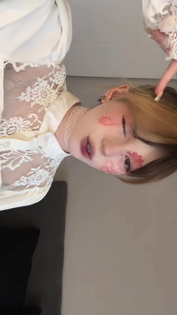 @Макима