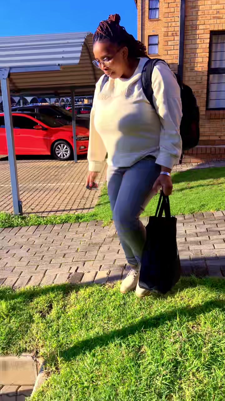 @Lisa-Marie Luthuli