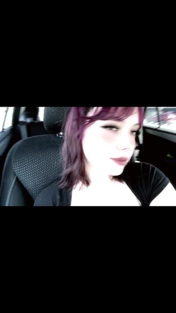 @_gothbarbie_666