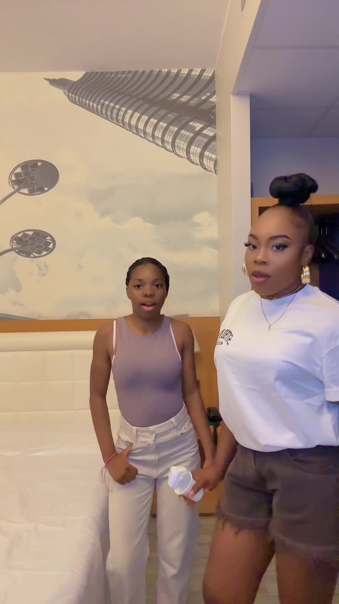 @Christavie