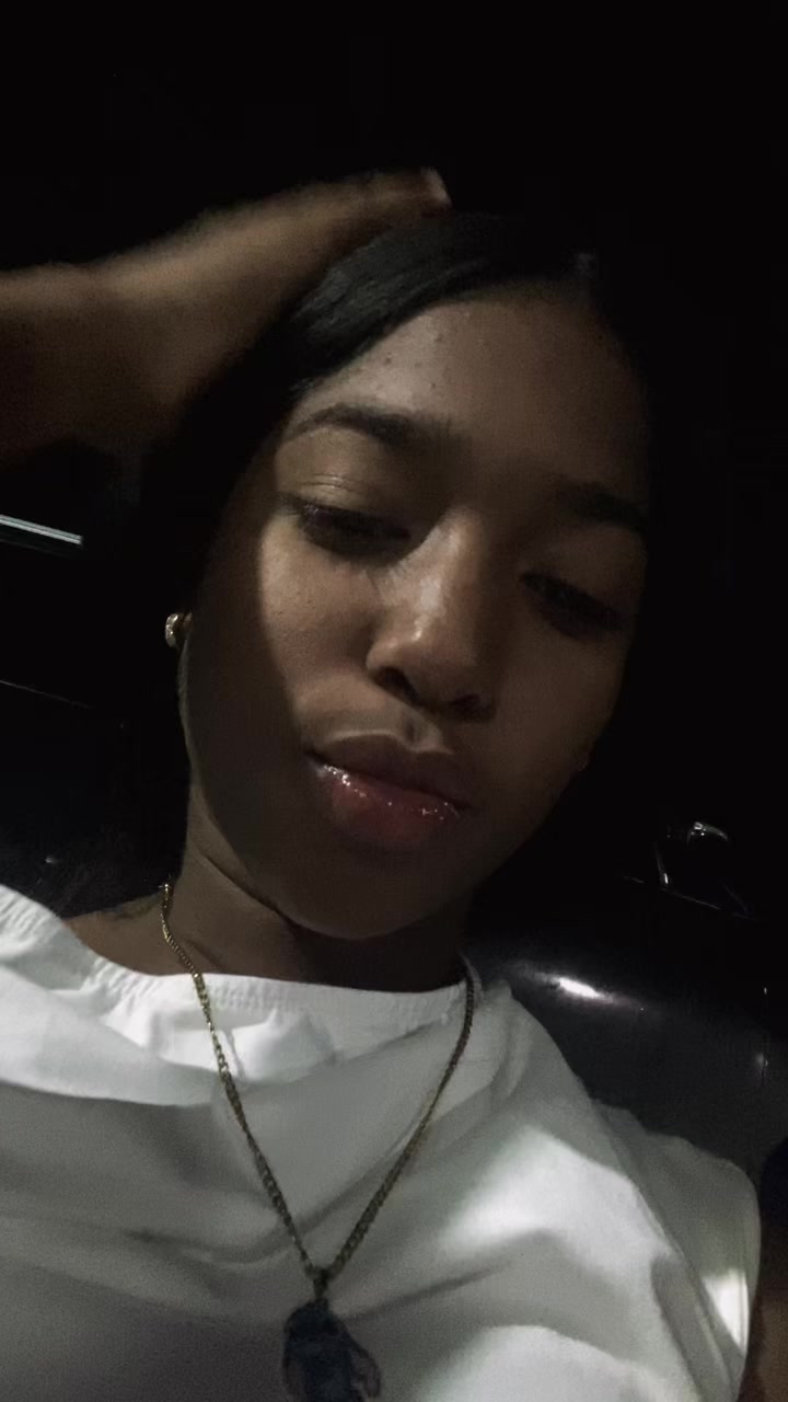 @😻Ambar😻