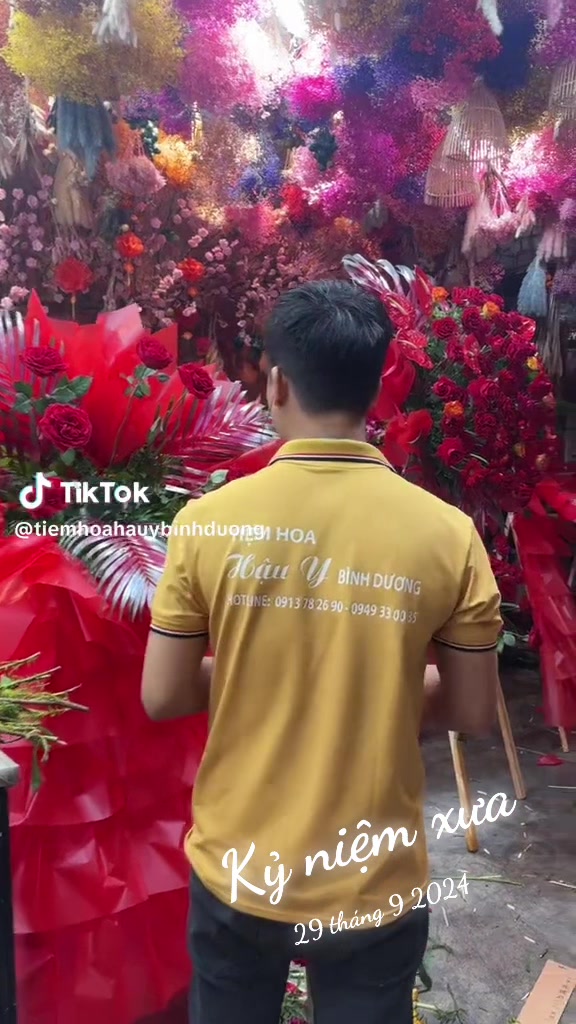 @Chú Hậu Tiệm Hoa Bình Dương