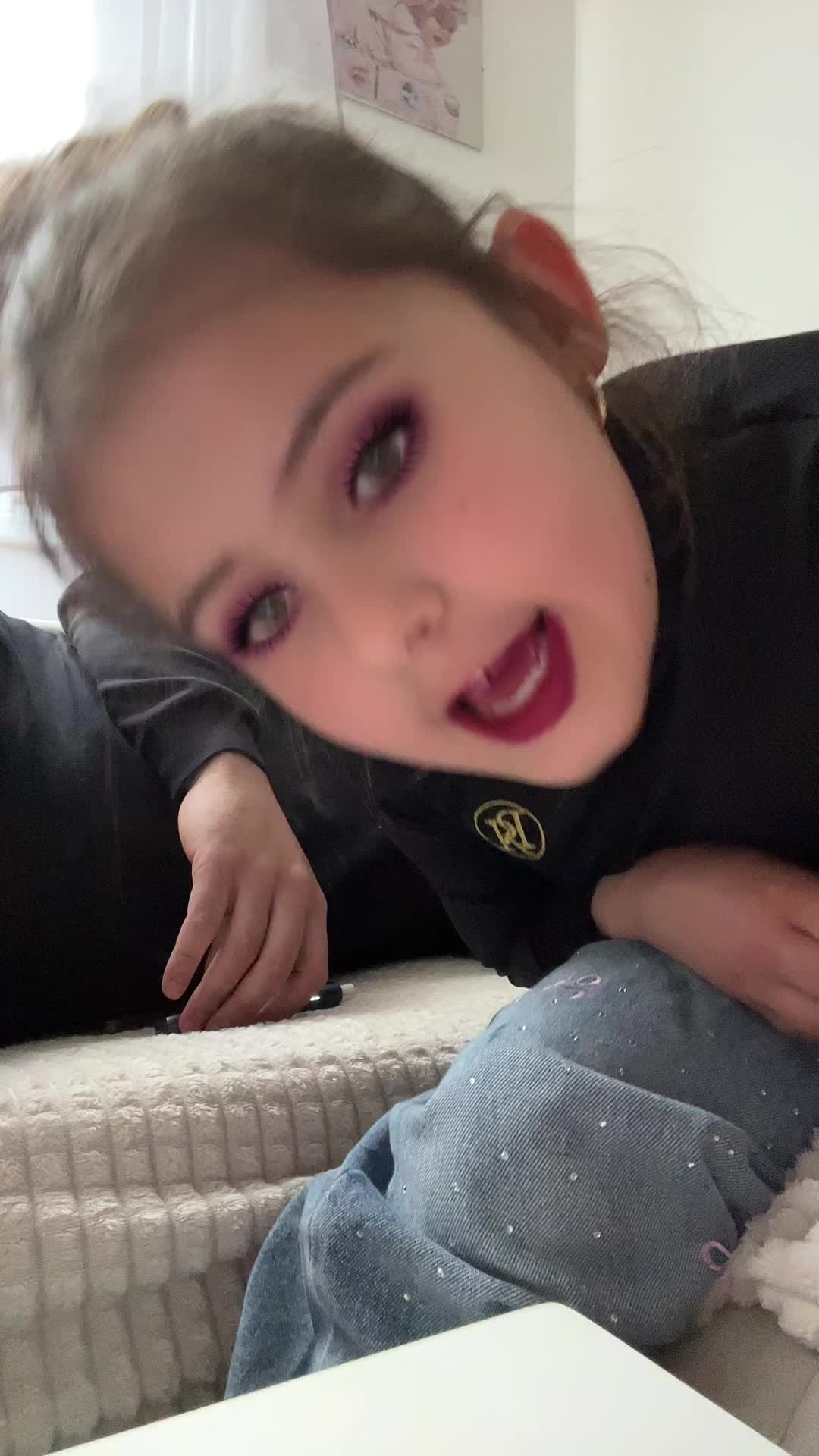 @M-mana N&eacute;methov&aacute;