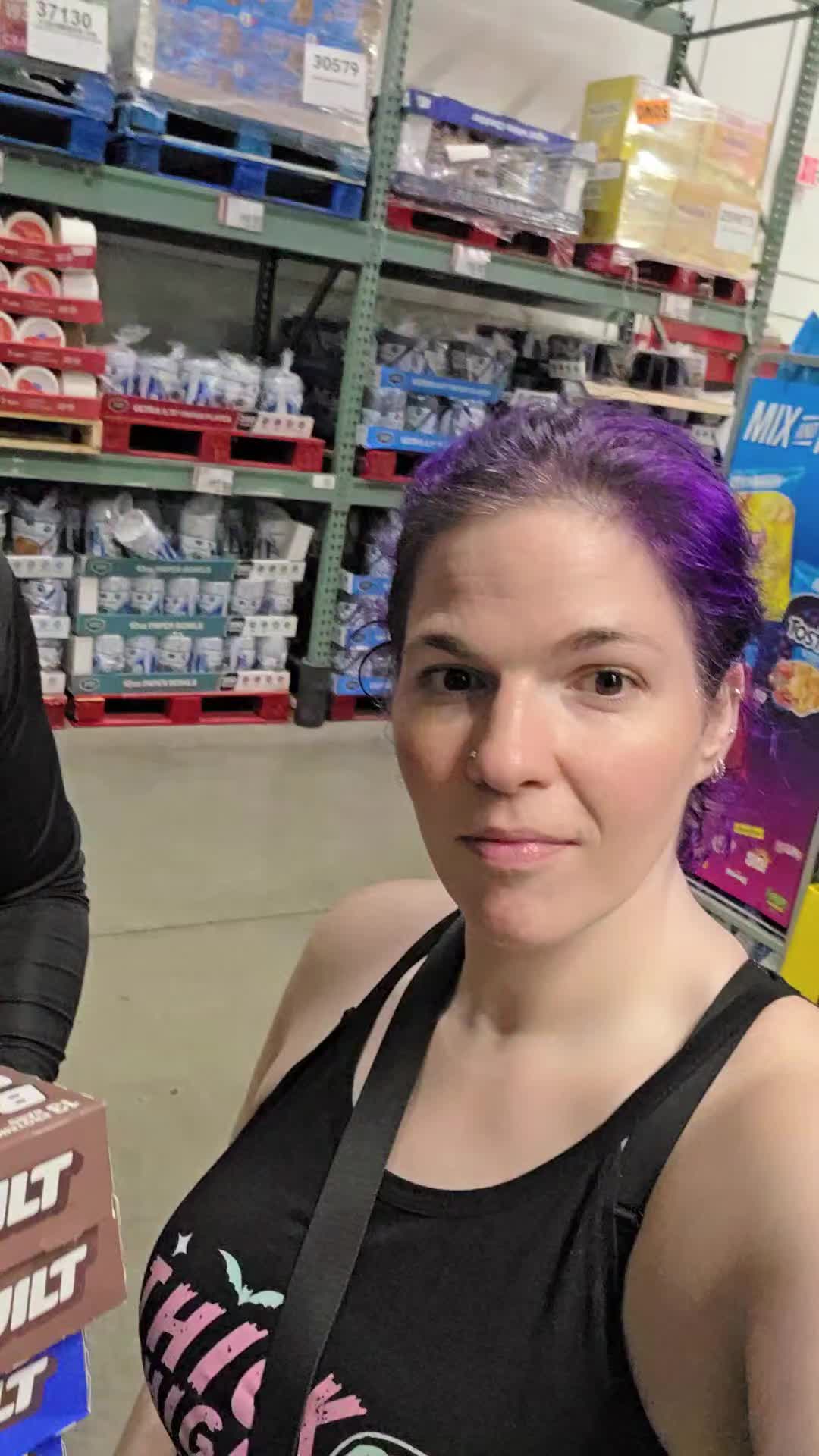 @GlitterGothQueen